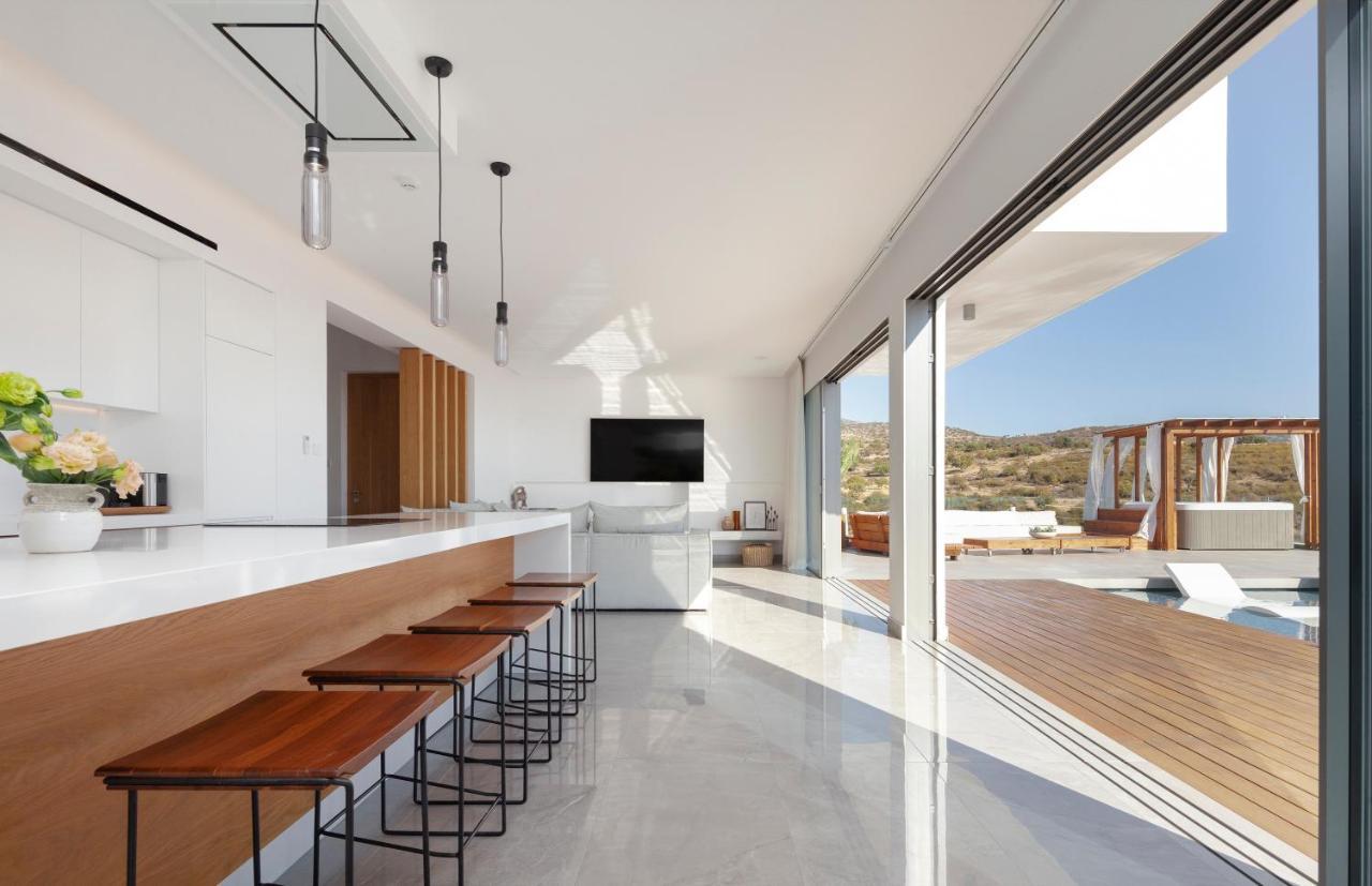 Villa Euphoria Paphos ภายนอก รูปภาพ