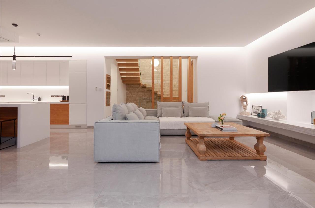 Villa Euphoria Paphos ภายนอก รูปภาพ