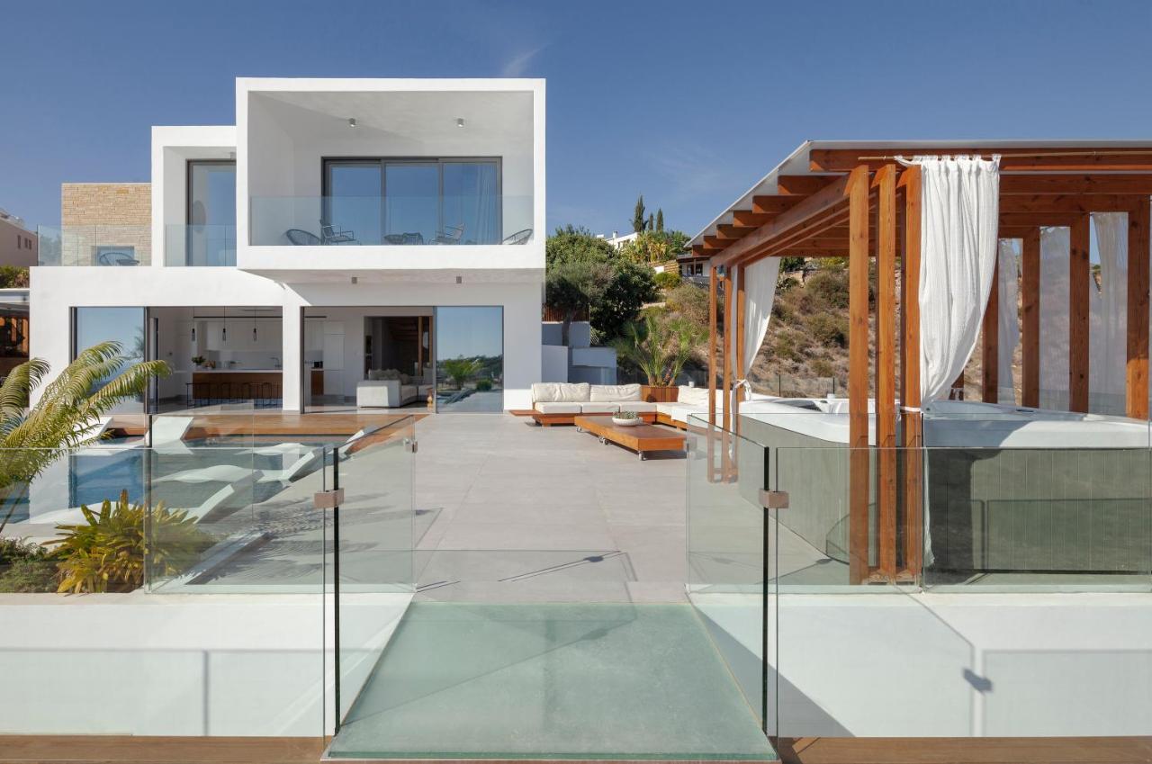 Villa Euphoria Paphos ภายนอก รูปภาพ