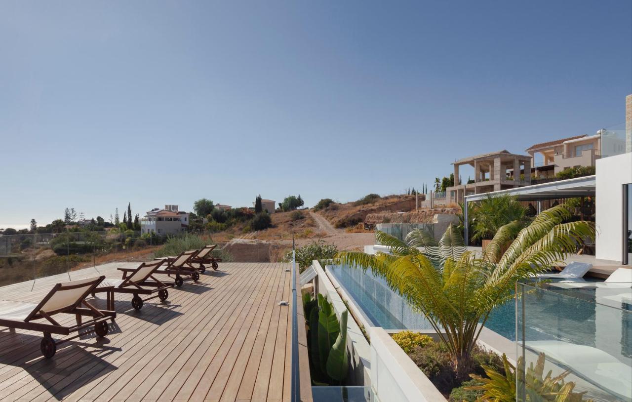 Villa Euphoria Paphos ภายนอก รูปภาพ